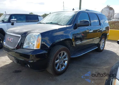 2013 GMC Yukon Denali z USA, uszkodzony, nr VIN 1GKS2EEF1DR353673